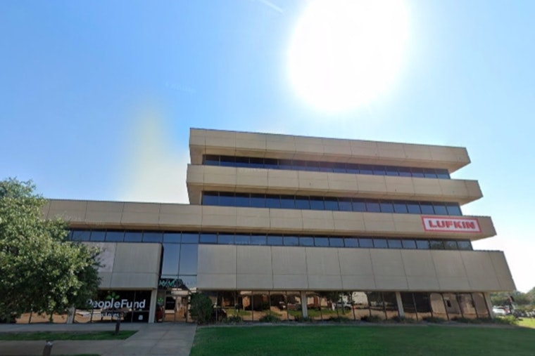Texans Face Uncertainty as Federal Downsizing Threatens Local Offices and Services