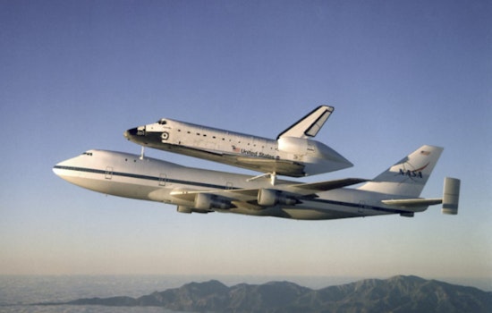 Texas Senators Champion Bill to Relocate Space Shuttle Discovery to Houston's Johnson Space Center