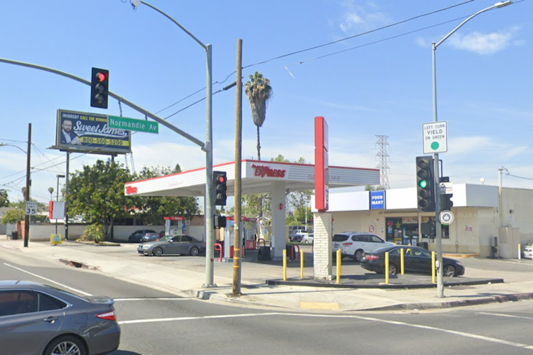 Two Women Killed, Several Injured in Late-Night Collision at Los Angeles Gas Station, DUI Investigation Underway