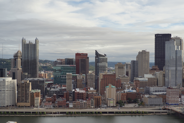 Umbrellas Up: Pittsburgh Braces for Showers and Cloudy Skies with Occasional Sunny Spells