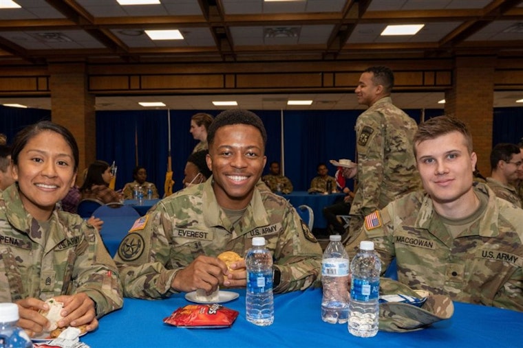 University of Texas at Arlington Honored as Gold-Level Military Friendly® School for Commitment to Veterans and Families