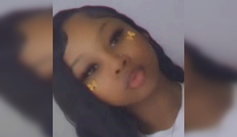 Urgent Search for Missing 15-Year-Old Carly Jackson in Chicago's West Side