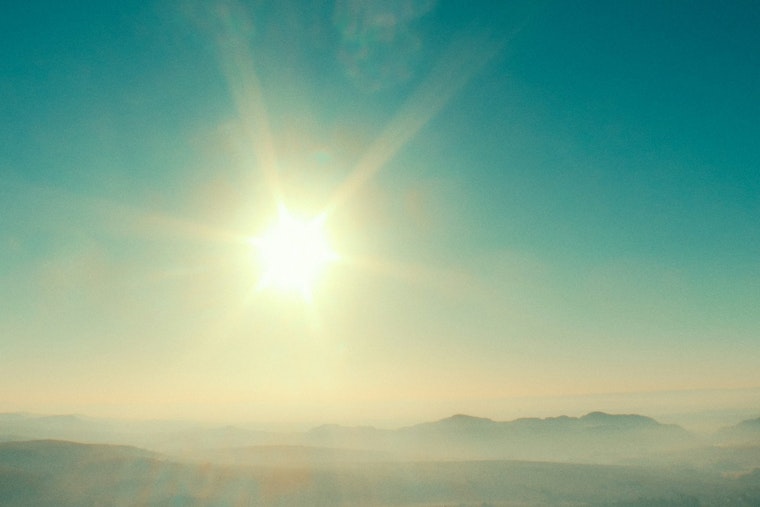 USC Study Reveals Heat Exposure Accelerates Aging, Comparable to Smoking Risks