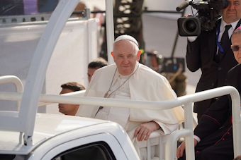 Utah Governor Cox Orders Flags at Half-Staff in Honor of Pope Francis