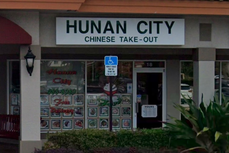 Vehicle Crashes into Chinese Takeout Restaurant in Boca Raton, Injuring Teen Employee and Leaving Diners Shaken