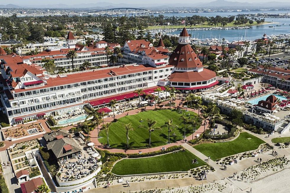 Veranda: Hotel del Coronado's Latest Alfresco Dining Experience Set to Open in San Diego