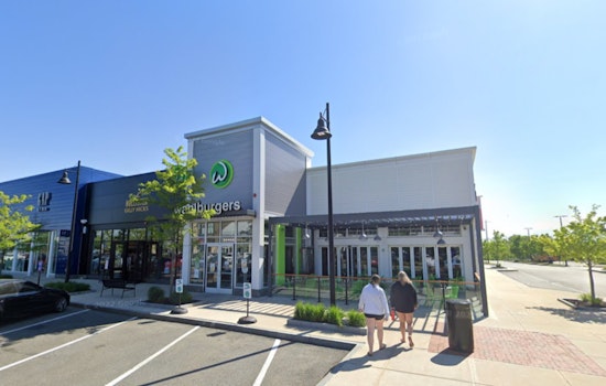 Wahlburgers Bids Farewell to Lynnfield Location After 10 Years of Service