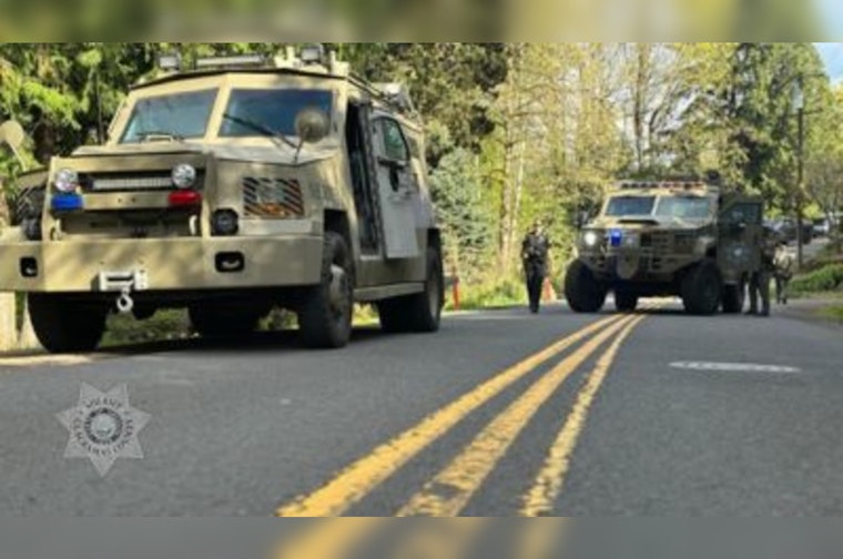 Wanted Washington Man Arrested After Peaceful End to Standoff in Clackamas County