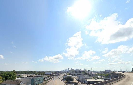 Warm and Sunny Week Ahead for New Orleans, with Possible Showers by Sunday