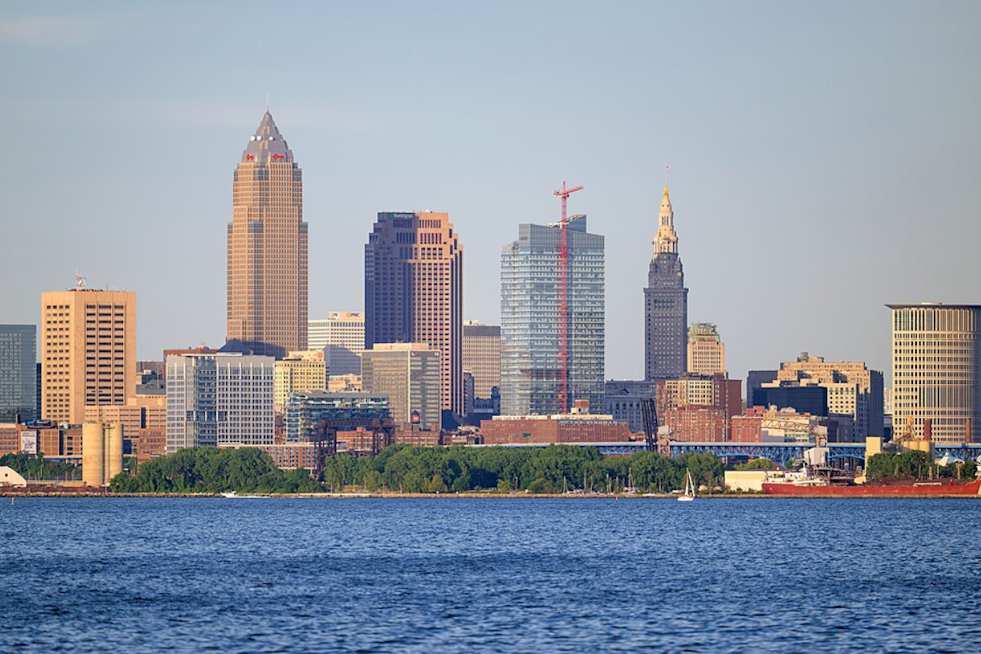 Warm Trend and Clear Skies in Cleveland before Weekend Thunderstorms, NWS Forecasts