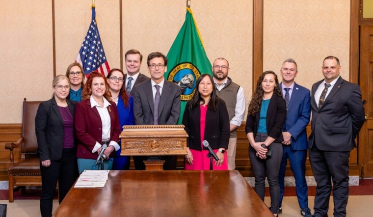 Washington Governor Signs Bill to Improve Workforce Development and Public Works Transparency
