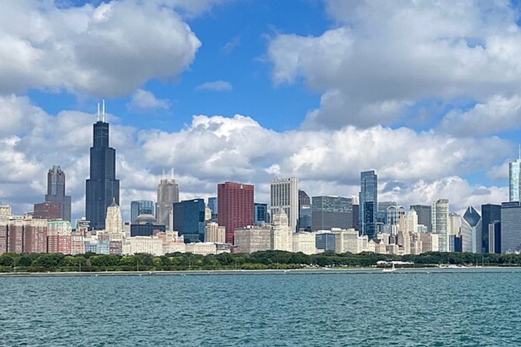 Wet and Chilly Weekend Ahead for Chicago, with Rain and Cold Snap Persisting into Next Week