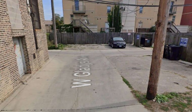 64-Year-Old Man Fatally Stabbed in Near West Side Alley, Chicago Police Seeking Suspect