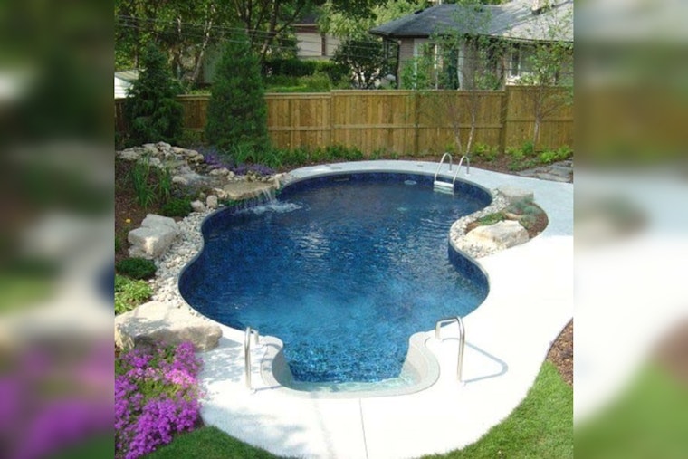 Apple Valley Reminds Residents of Pool Safety Requirements to Prevent Drownings