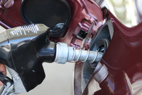 Arizona Drivers Face Mixed Gas Price Trends; Phoenix Sees Highest Rates amid Global Oil Shocks
