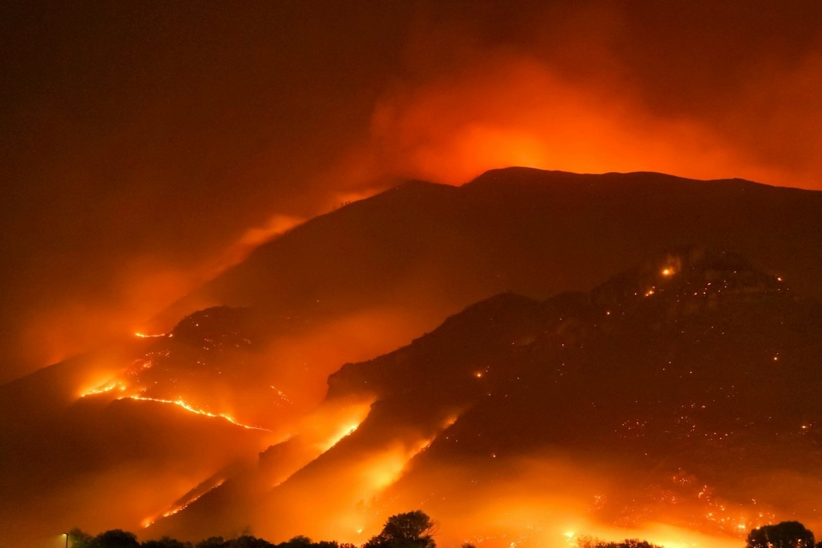 Arizona Governor Declares State of Emergency as 'Greer Fire' Ravages 20,000 Acres, Evacuations Escalate in Apache County