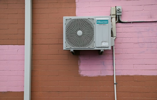 Arizona Governor Katie Hobbs Signs Executive Order to Boost Workplace Heat Safety