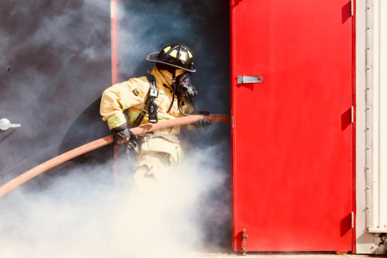 Atlanta Airport Operations Unaffected by Vehicle Fire Near Delta Tech Ops, Riverdale Strip Mall Blaze Extinguished Without Injuries