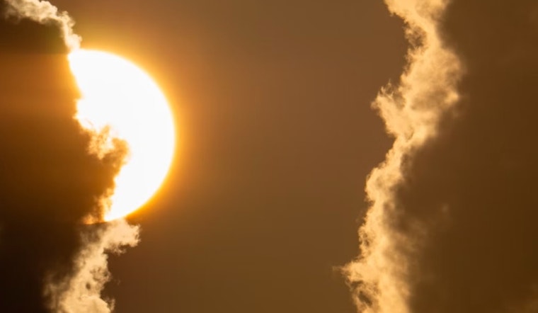 Boston Braces for a Mix of Sunshine and Showers During Memorial Day Weekend