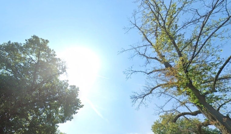 Boston Braces for Bright Mother's Day, Warm Week Ahead Despite Possible Showers