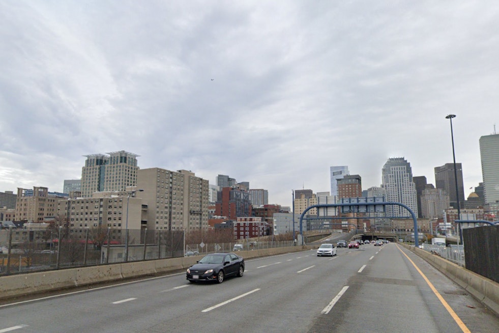 Boston Braces for Rainy Weekend with Possible Thunderstorms and Rising Humidity