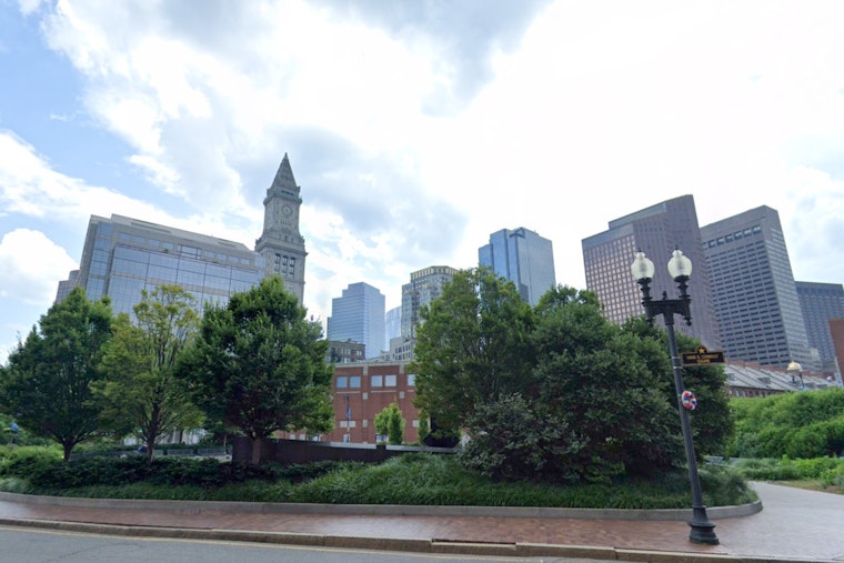 Boston Braces for Showers and Thunderstorms, Mild Temperatures Expected Throughout the Week