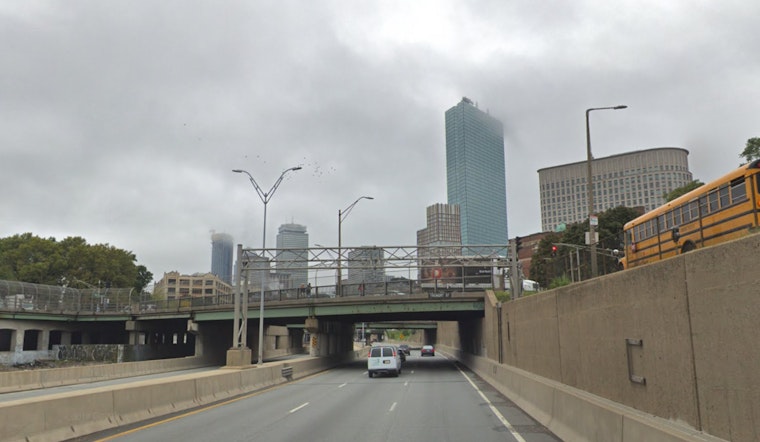 Boston Braces for Unseasonal Nor'easter, Ferry Services and Evening Commute May Face Disruptions