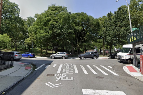 Bronx Community Shaken as 21-Year-Old Man Fatally Shot at Crotona Park Playground, Police Seek Suspects