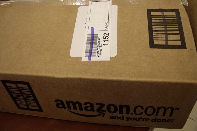 Bronx Store's Viral 'Mystery Packages' Spark Privacy Concerns Amid Bargain Shopping Craze
