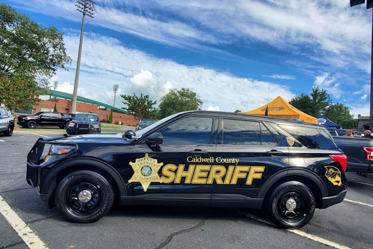 Caldwell County Deputy Injured in Vehicle Pursuit, Suspect Detained in Lockhart