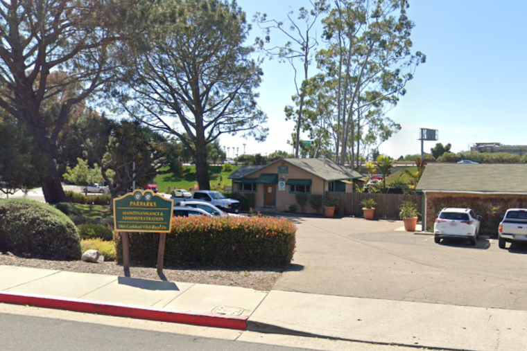 Carlsbad City Council Ends 25-Year Ban on Drive-Thru Restaurants in Policy Shift
