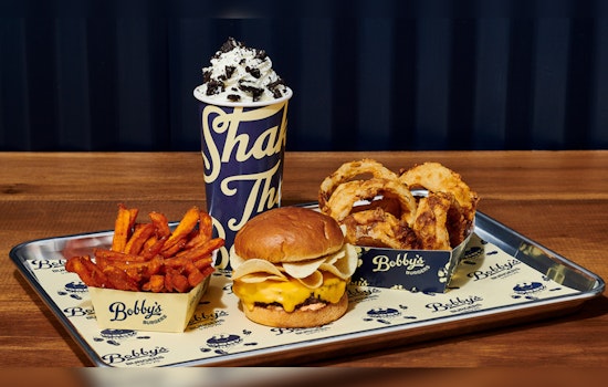 Celebrity Chef Bobby Flay's "Bobby's Burgers" Set for Expansion in Phoenix Area with New Franchise Deal
