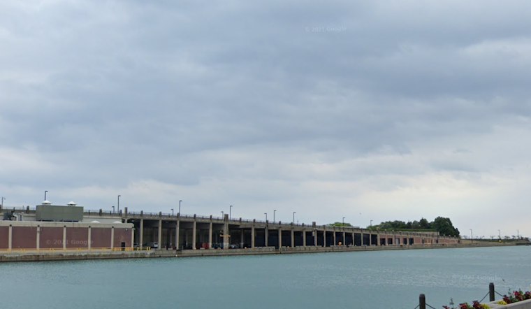 Chicago Braces for Unpredictable Weather Shifts with Rainy Conditions Ahead