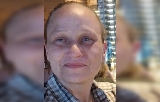 Chicago Police Seek Public's Help in Search for Missing Woman Last Seen Near Palmer House Hotel