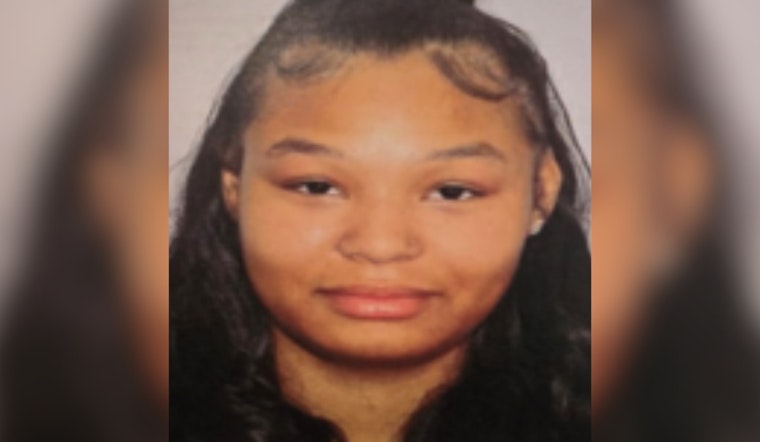 Cincinnati Police Seek Public Assistance in Search for Missing 17-Year-Old Kurshira James from West Price Hill