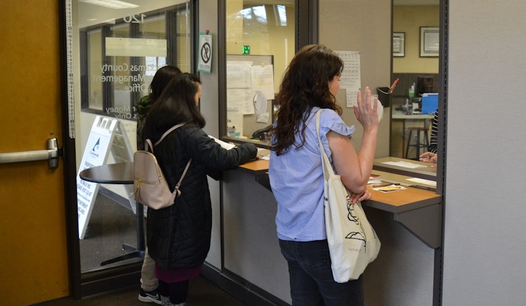 Clackamas County Expands Walk-in Wednesday Services for Marriage Licenses and Passport Applications