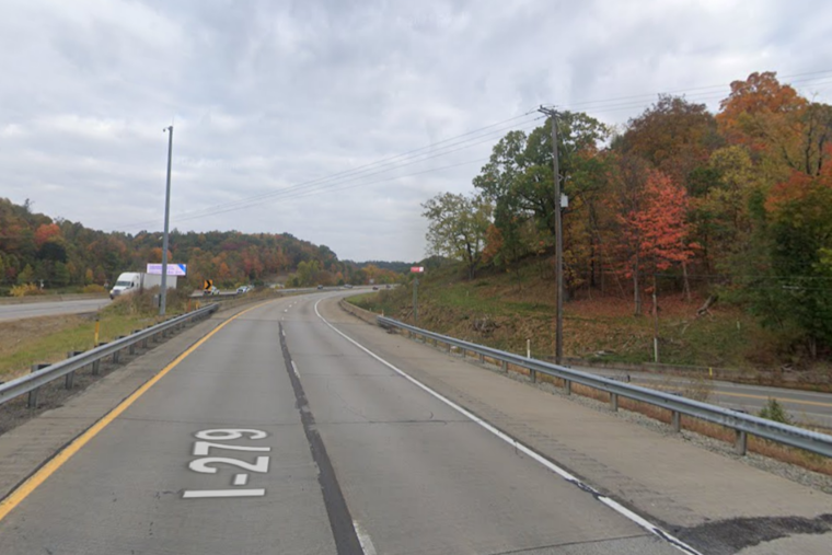 Commuter Alert: PennDOT Vehicle Crash on I-279 Near Mt. Nebo Causes Traffic Delays in Pittsburgh