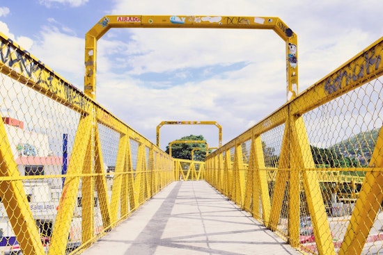 Construction Resumes on SR 500 Pedestrian Bridge in Vancouver to Enhance Community Connectivity