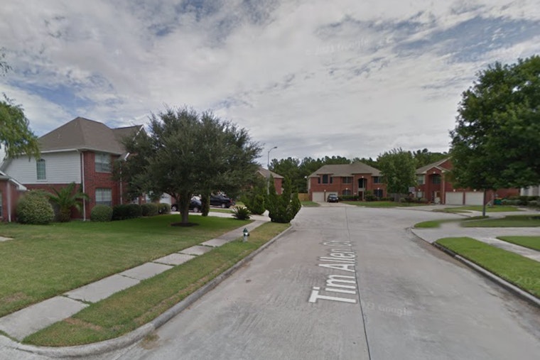 Contractor Found Dead in Suspected Homicide at Northwest Harris County Home, Suspect Hospitalized Following Chaotic Attempt to Flee