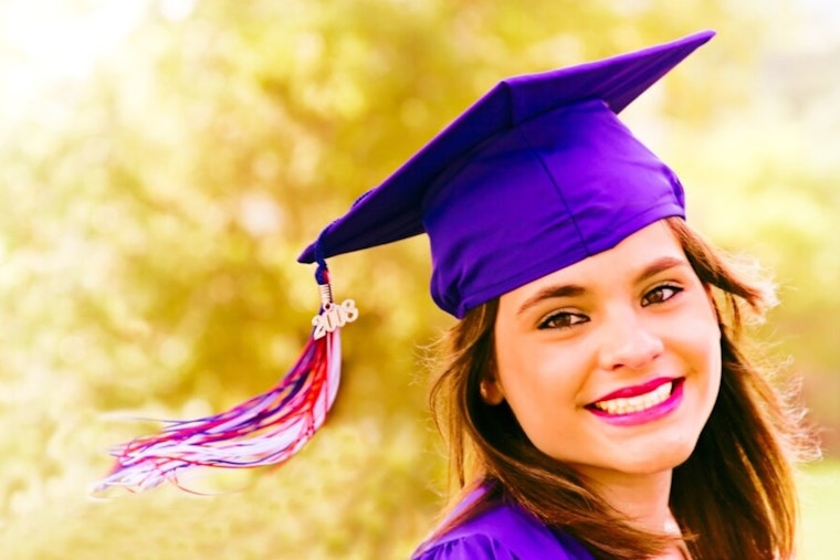 Cuyahoga Community College Celebrates the Success of Nearly 1,700 New Graduates at Cleveland Spring Commencement