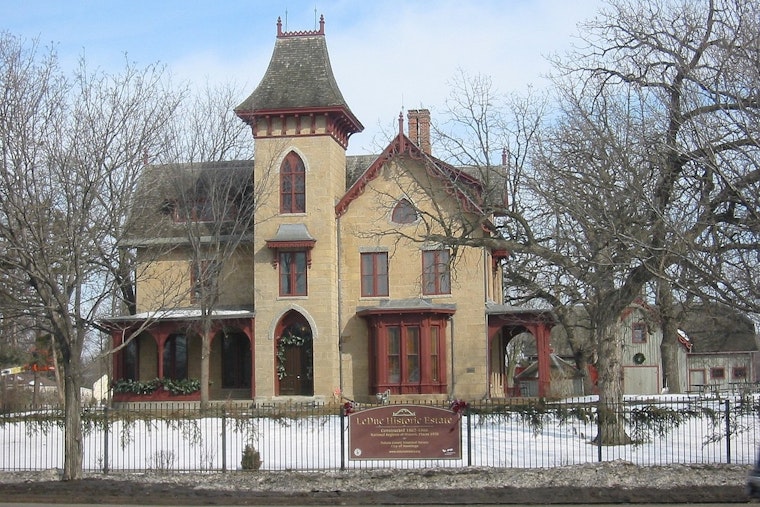 Dakota County Historical Society Opens Tours at LeDuc Estate and Sibley Site This May