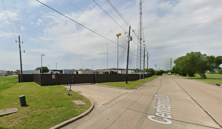 Dallas 911 Call Analysts Fired After Arrests for Theft and DWI