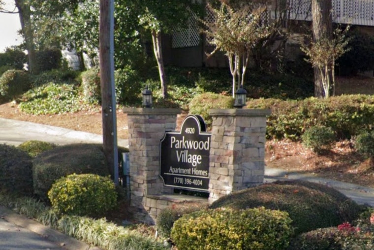 DeKalb County Firefighters Tame Blaze at Dunwoody's Parkwood Village Apartments, No Injuries Reported