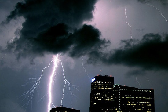 Denver Braces for Scattered Thunderstorms, NWS Advises Caution for Outdoor Plans