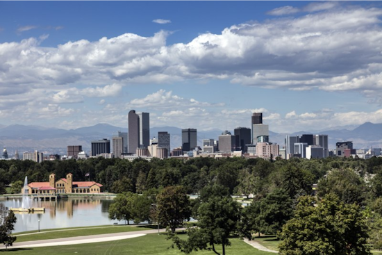 Denver's Weekend Weather: Sunny Skies and Possible Showers Ahead, NWS Reports