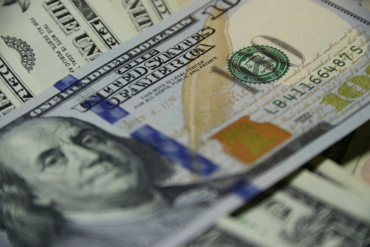 Detroit Man Wins 'Lucky For Life' Lottery Prize, Opts for $390,000 Lump Sum Over Annual Payments