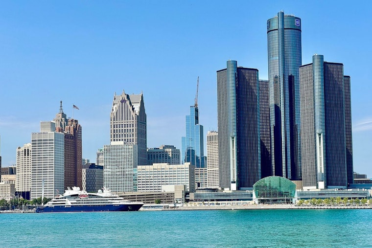 Detroit Welcomes Memorial Day with Sunny Skies and Comfy 70s, Week Ahead Mixed with Showers and Breezes