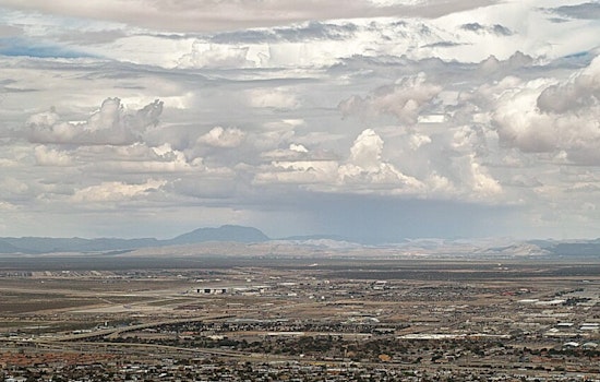 El Paso Braces for Potential Showers Amid Sunny Forecast, NWS Reports