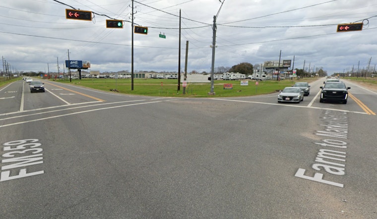 Fatal Multi-Vehicle Crash Closes Major Intersection in Fort Bend County Near Schools