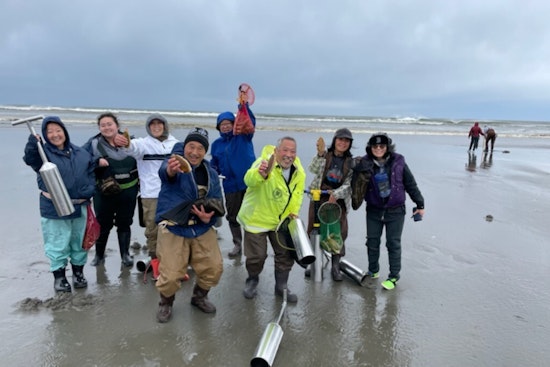 Final Days of 2025 Razor Clam Season Announced for Washington Beaches Starting May 10